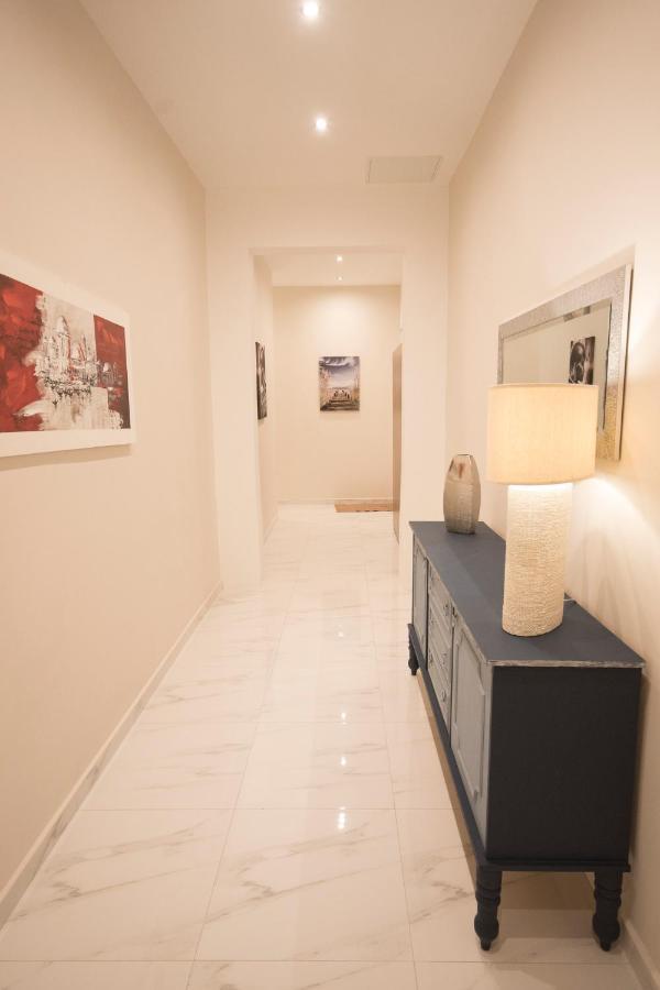 4 Bedroom Apartment Near Sliema Seafront Экстерьер фото